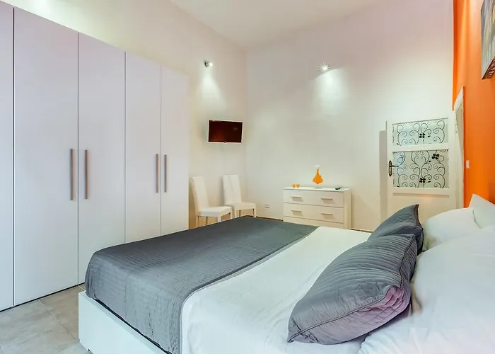 Saint Peter Apartment